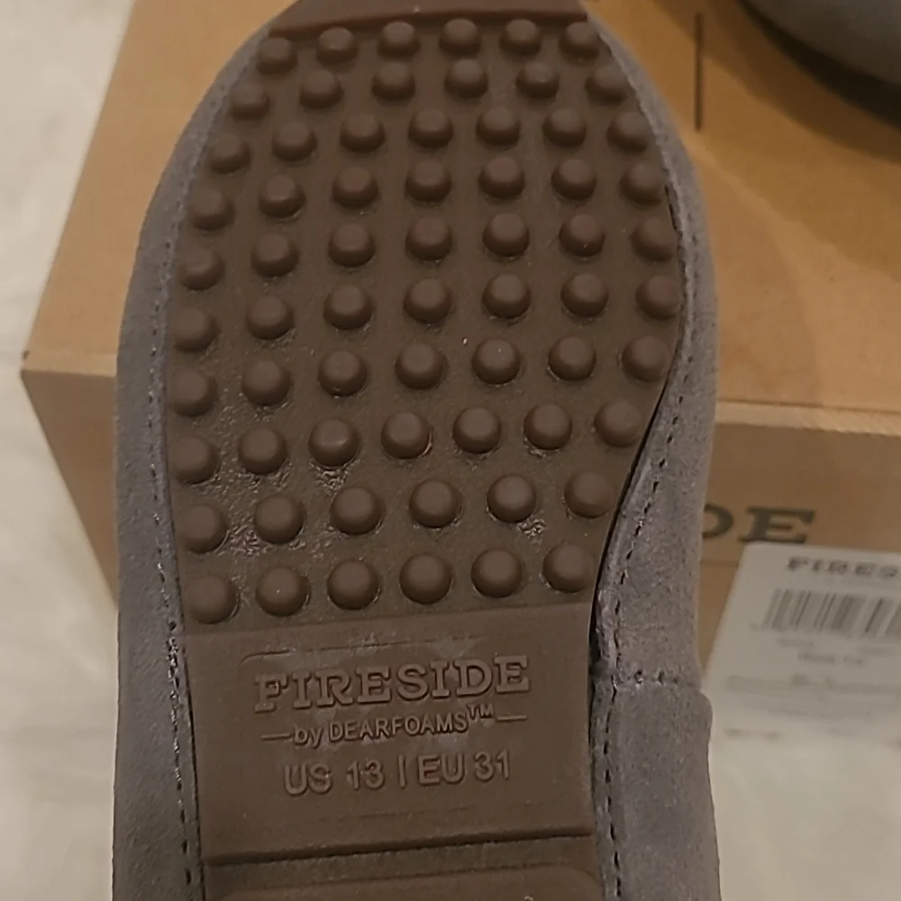 Fireside by Dearfoams Size 13 Kids Genuine Suede